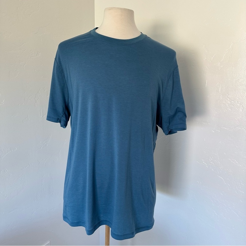 Lululemon The Fundamental Men's Blue Short Sleeve Tee Short Size XL